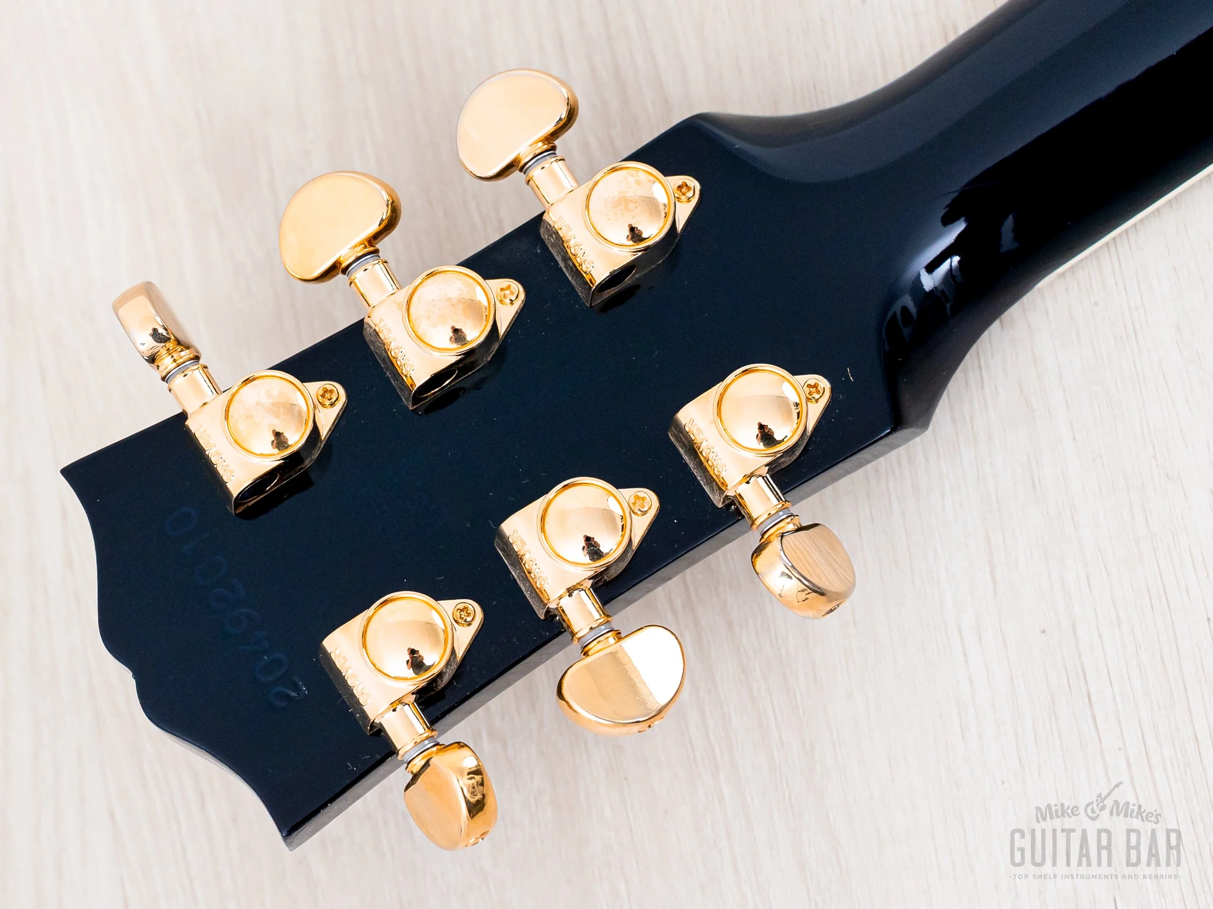 2022 Gibson Custom Shop Hummingbird Acoustic Electric Guitar Viper Blue Quilted Maple, Near-Mint w/ Case - Image 5