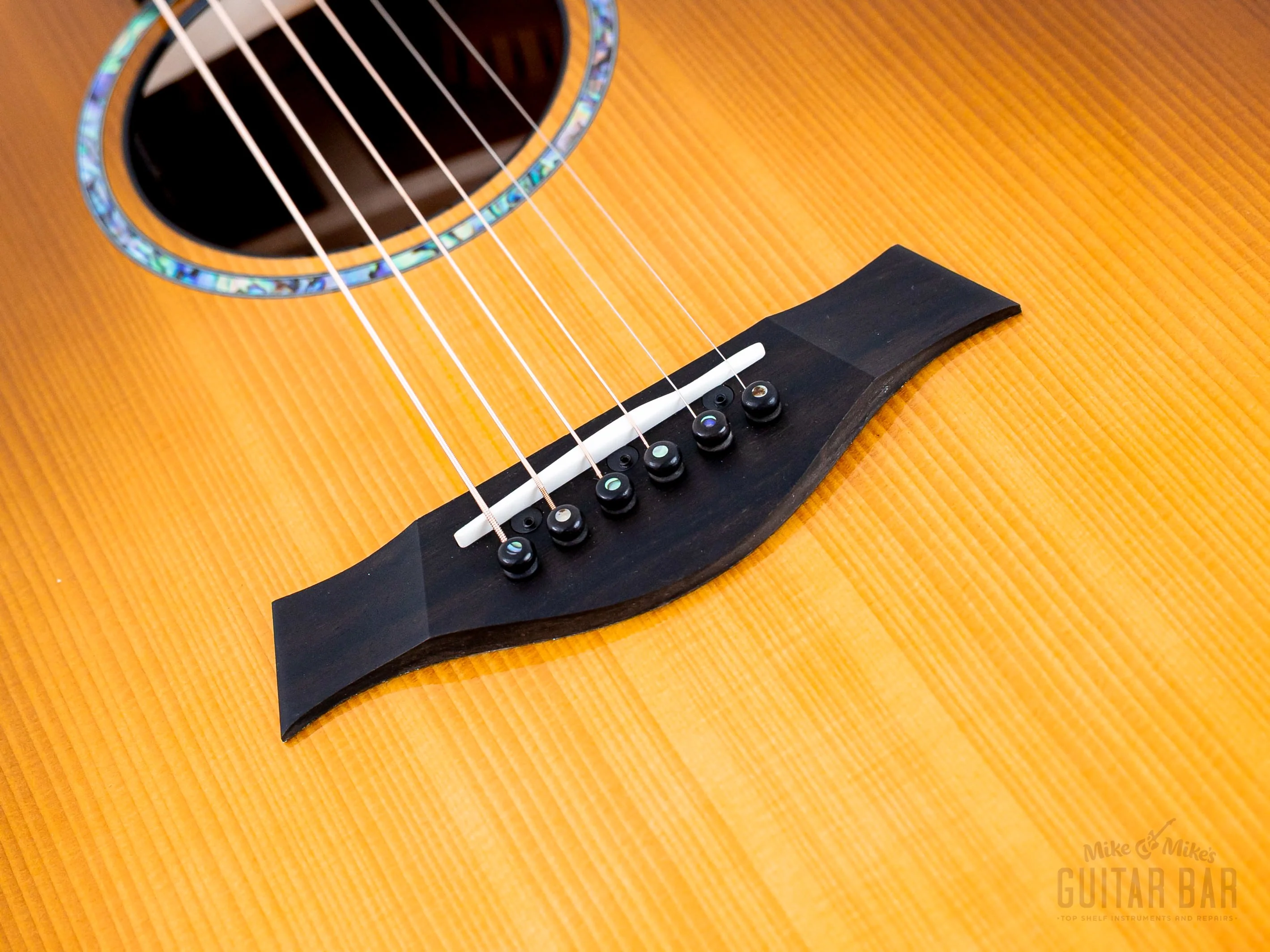 2022 Taylor Custom Grand Auditorium Acoustic Electric Guitar Adirondack Spruce + Mahogany - Image 9