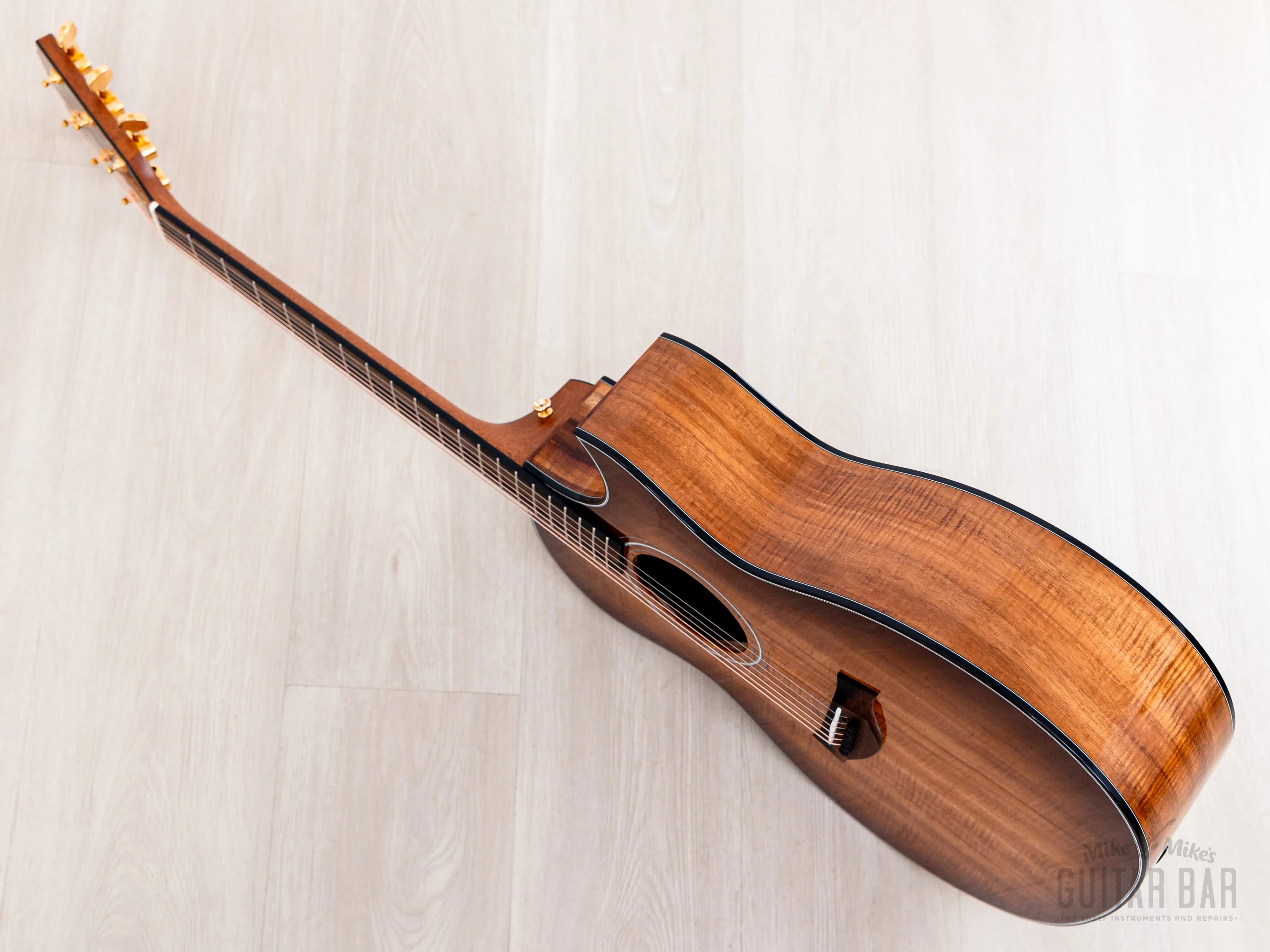 2022 Taylor Custom Grand Auditorium Acoustic Electric Guitar Flame Koa w/ Florentine Cutaway, Short Scale - Image 12
