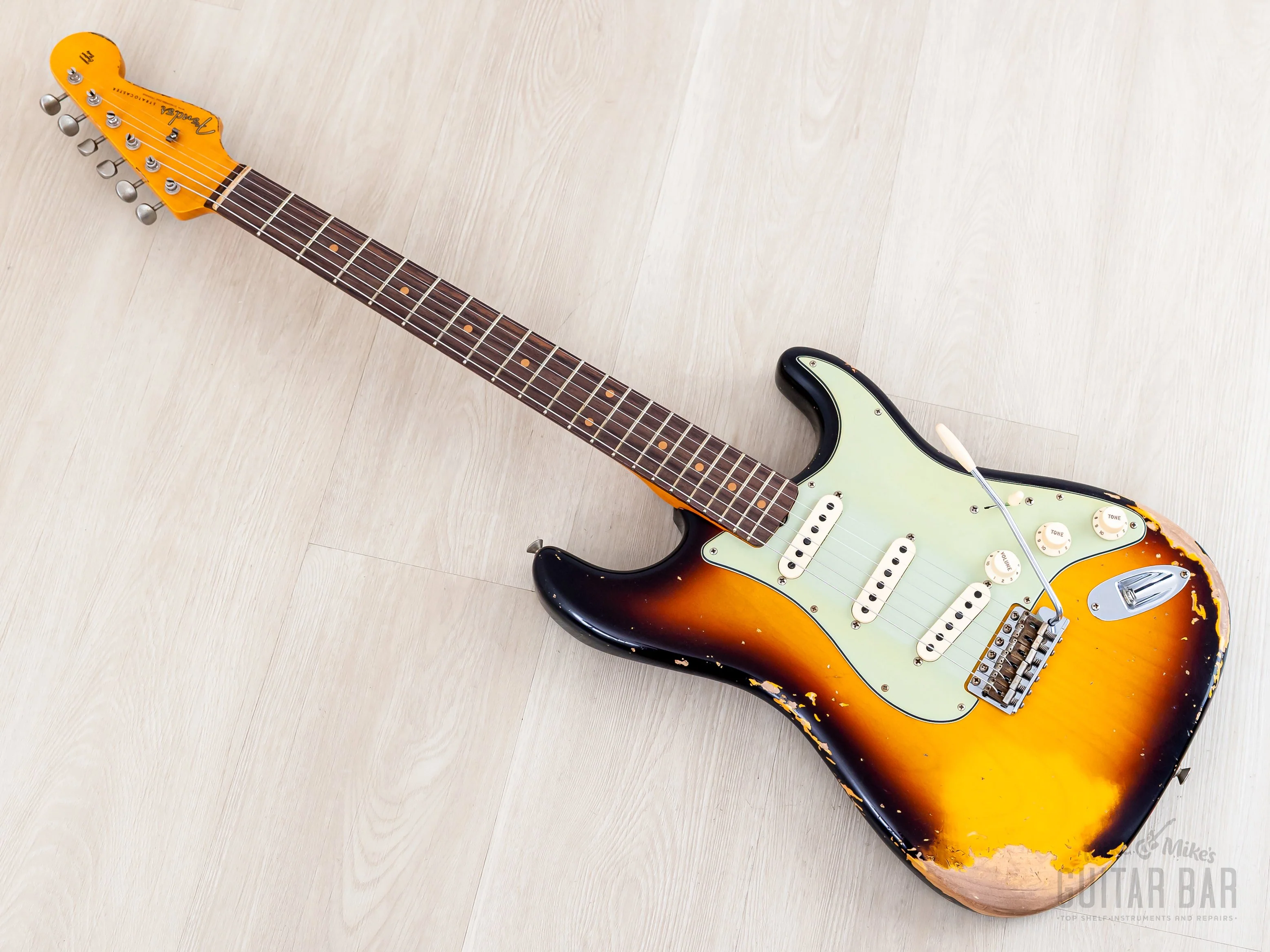 2023 Fender Custom Shop ‘61 Stratocaster Heavy Relic Super Faded/Aged Three-Tone Sunburst w/ Texas Specials - Image 10