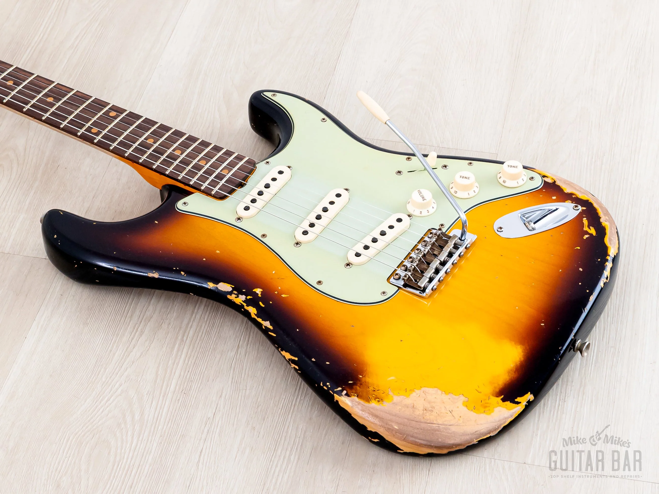 2023 Fender Custom Shop ‘61 Stratocaster Heavy Relic Super Faded/Aged Three-Tone Sunburst w/ Texas Specials - Image 8