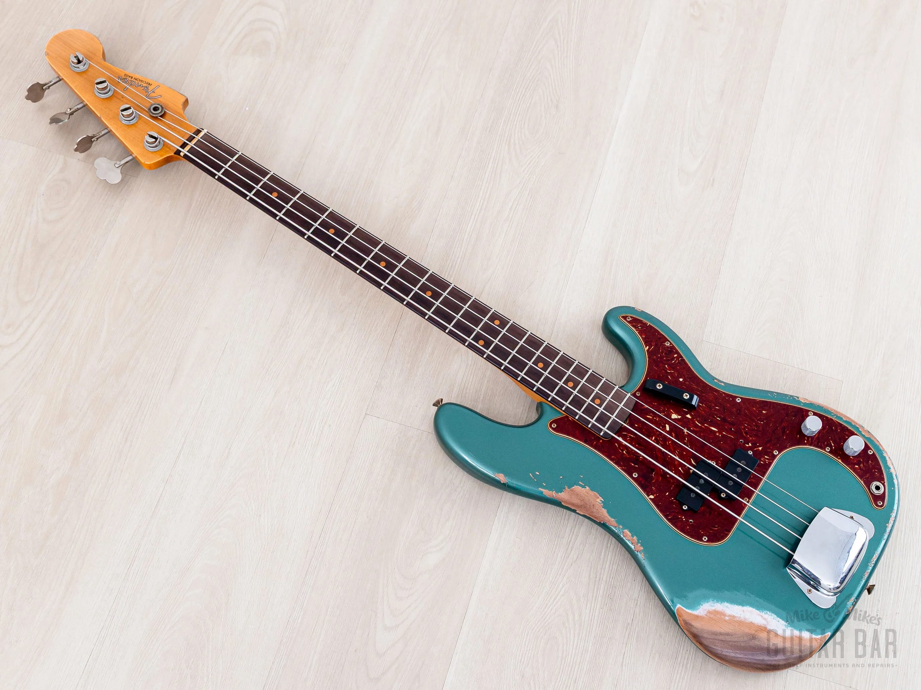 2023 Fender Custom Shop Limited Edition 1960 Precision Bass Heavy Relic Sherwood Green - Image 12