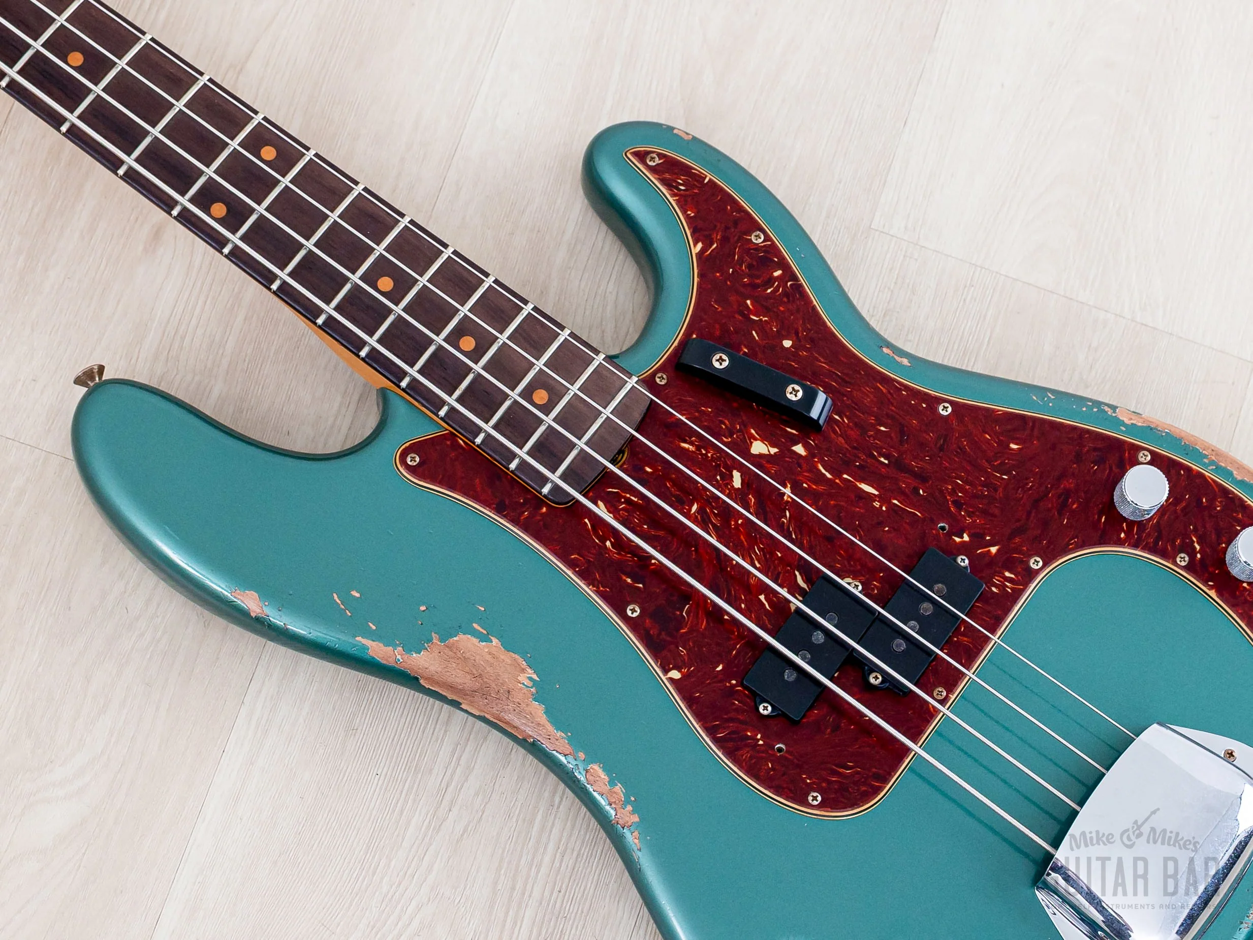 2023 Fender Custom Shop Limited Edition 1960 Precision Bass Heavy Relic Sherwood Green - Image 7