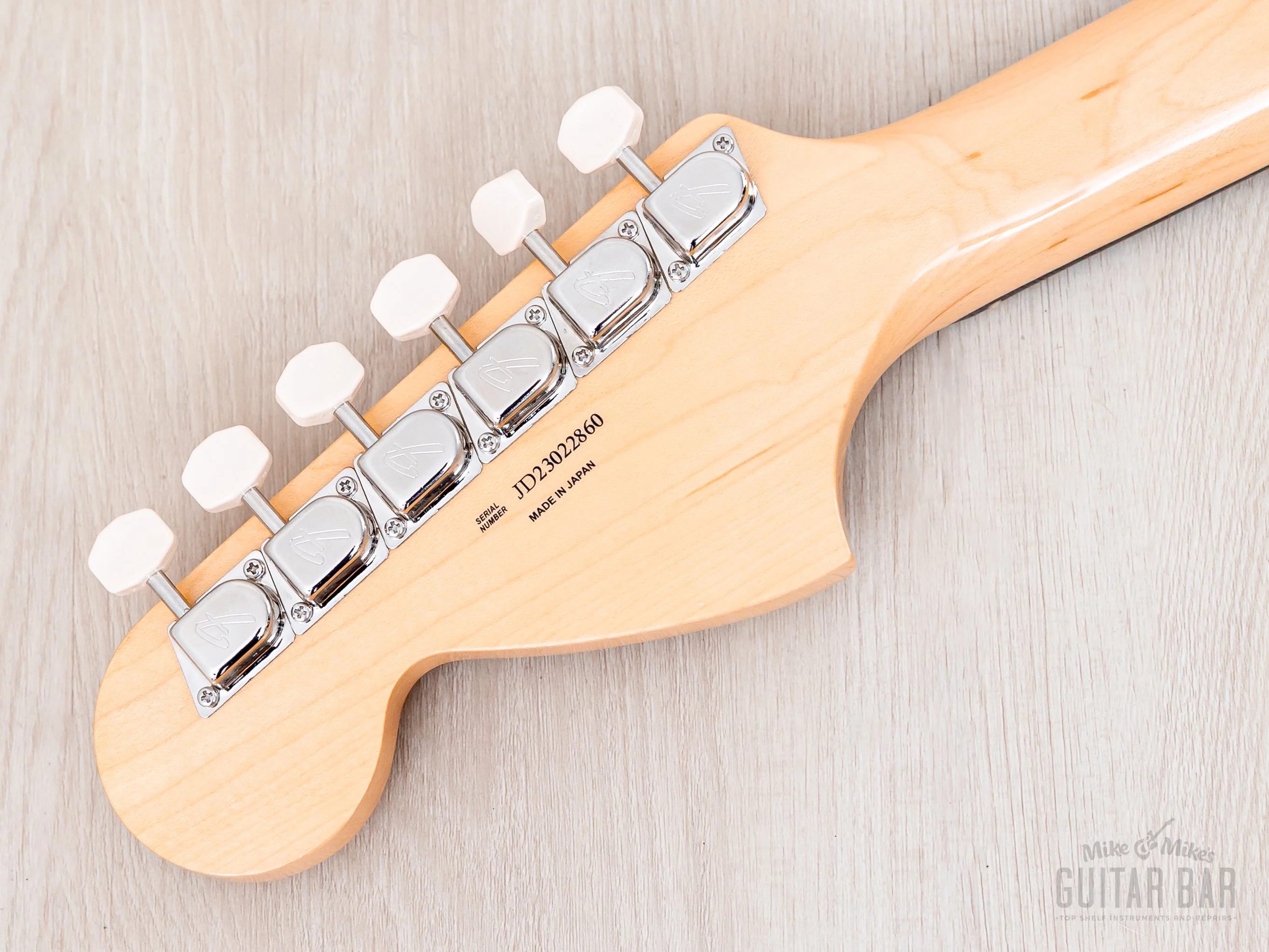 2023 Fender Traditional II ‘70s Mustang FSR Collection Sunburst, Japan MIJ - Image 5