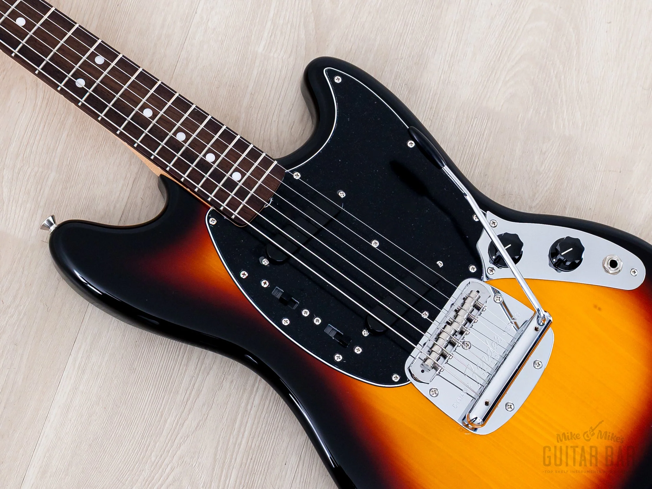 2023 Fender Traditional II ‘70s Mustang FSR Collection Sunburst, Japan MIJ - Image 7