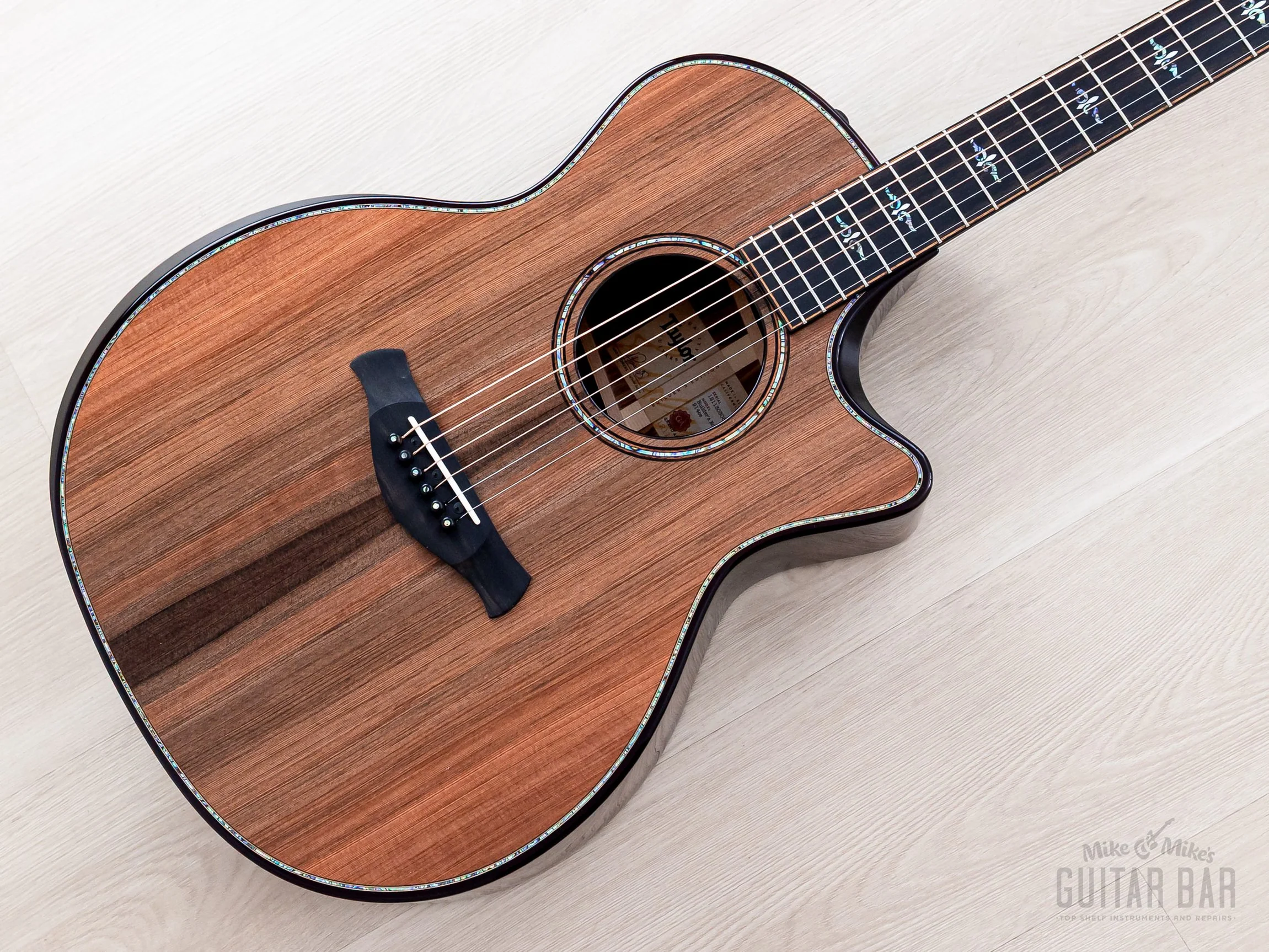 2023 Taylor Builders Edition 914ce Kona Edgeburst, Sinker Redwood + Honduran Rosewood w/ Case