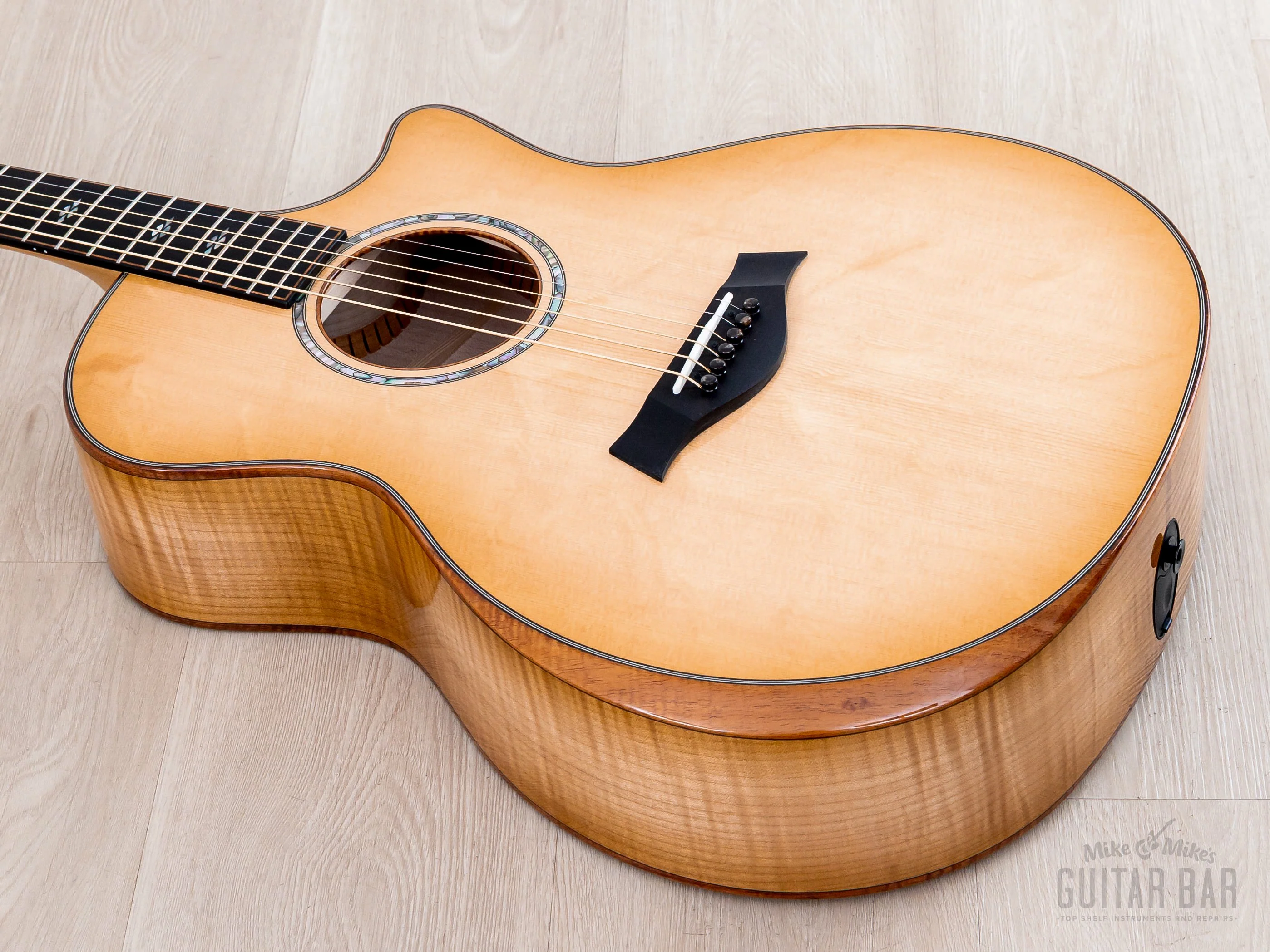 2023 Taylor Custom Grand Auditorium Acoustic Electric Guitar w/ Bearclaw Spruce, Flame Maple & Flame Koa Armrest - Image 11