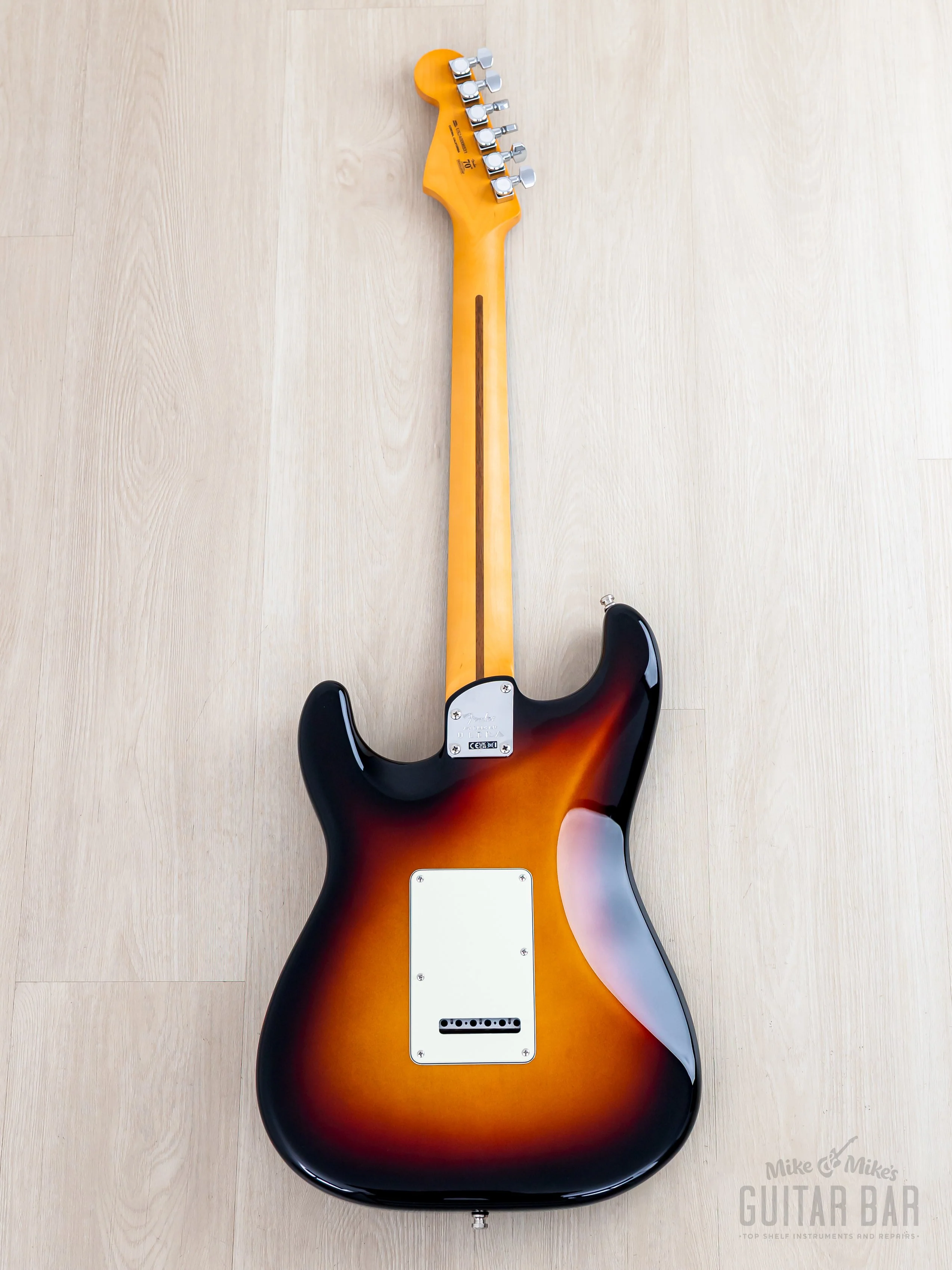 2024 Fender American Ultra Stratocaster Ultraburst, Near-Mint w/ Case, Hangtags - Image 3