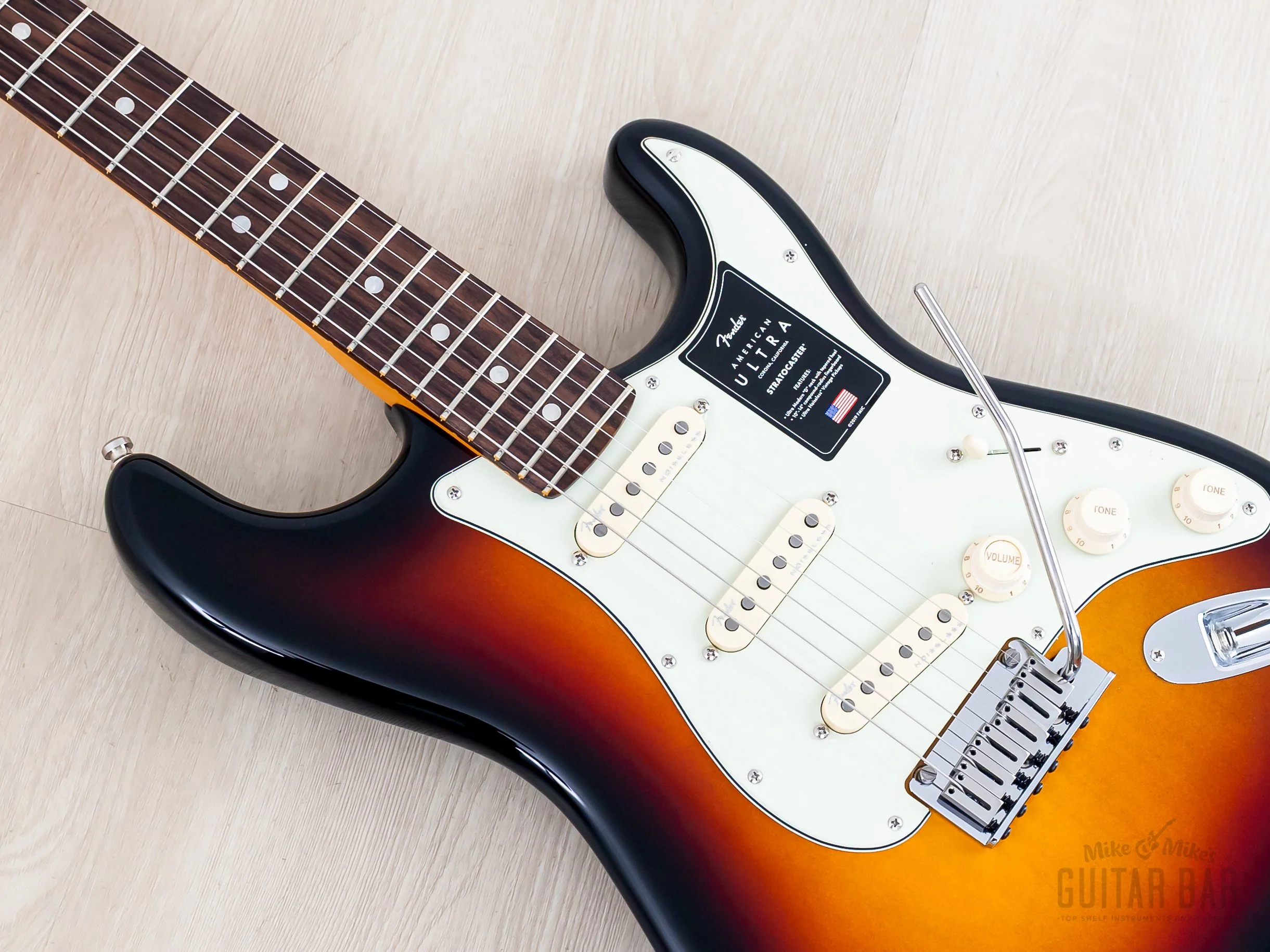 2024 Fender American Ultra Stratocaster Ultraburst, Near-Mint w/ Case, Hangtags - Image 7