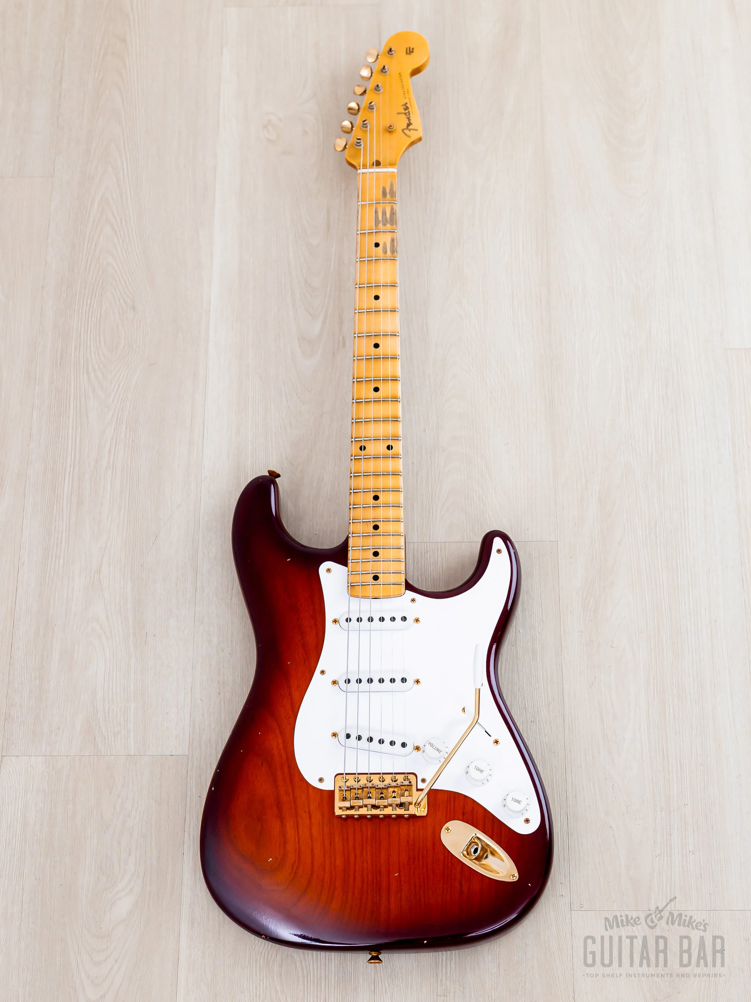 2024 Fender Custom Shop Limited Edition 70th Anniversary ‘54 Stratocaster Journeyman Relic Violin Burst, Lightweight - Image 2