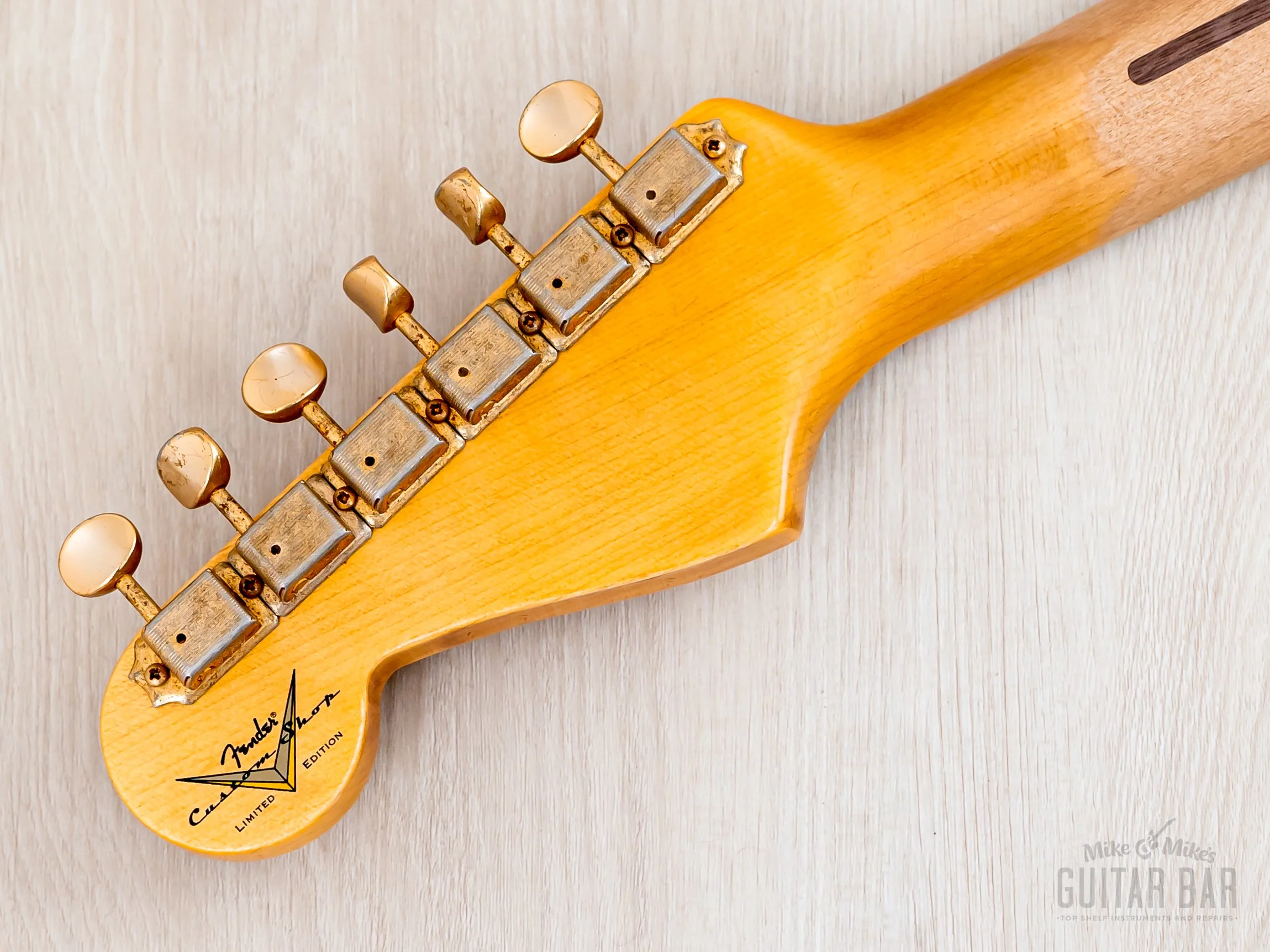 2024 Fender Custom Shop Limited Edition 70th Anniversary ‘54 Stratocaster Journeyman Relic Violin Burst, Lightweight - Image 5