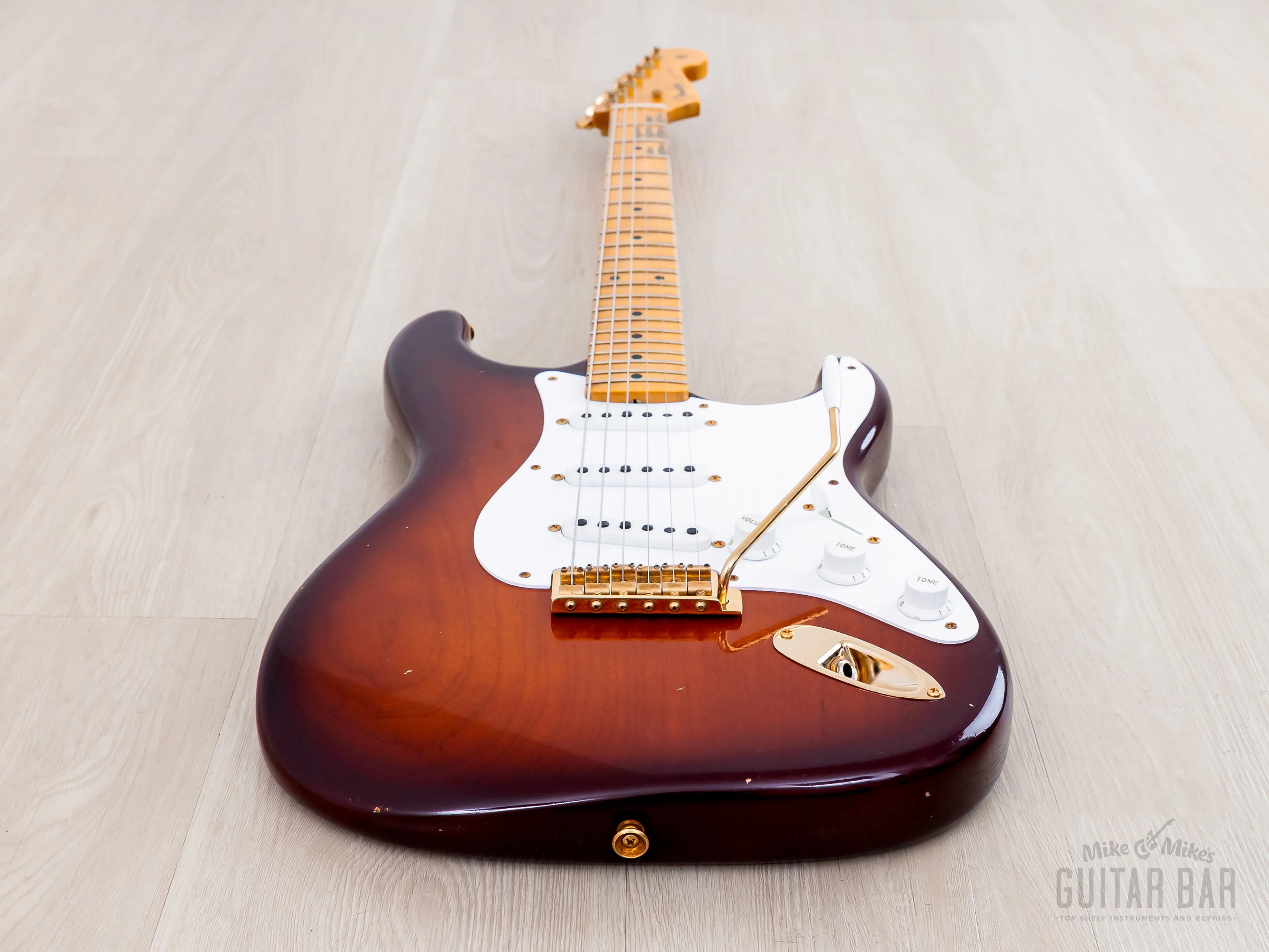 2024 Fender Custom Shop Limited Edition 70th Anniversary ‘54 Stratocaster Journeyman Relic Violin Burst, Lightweight - Image 8