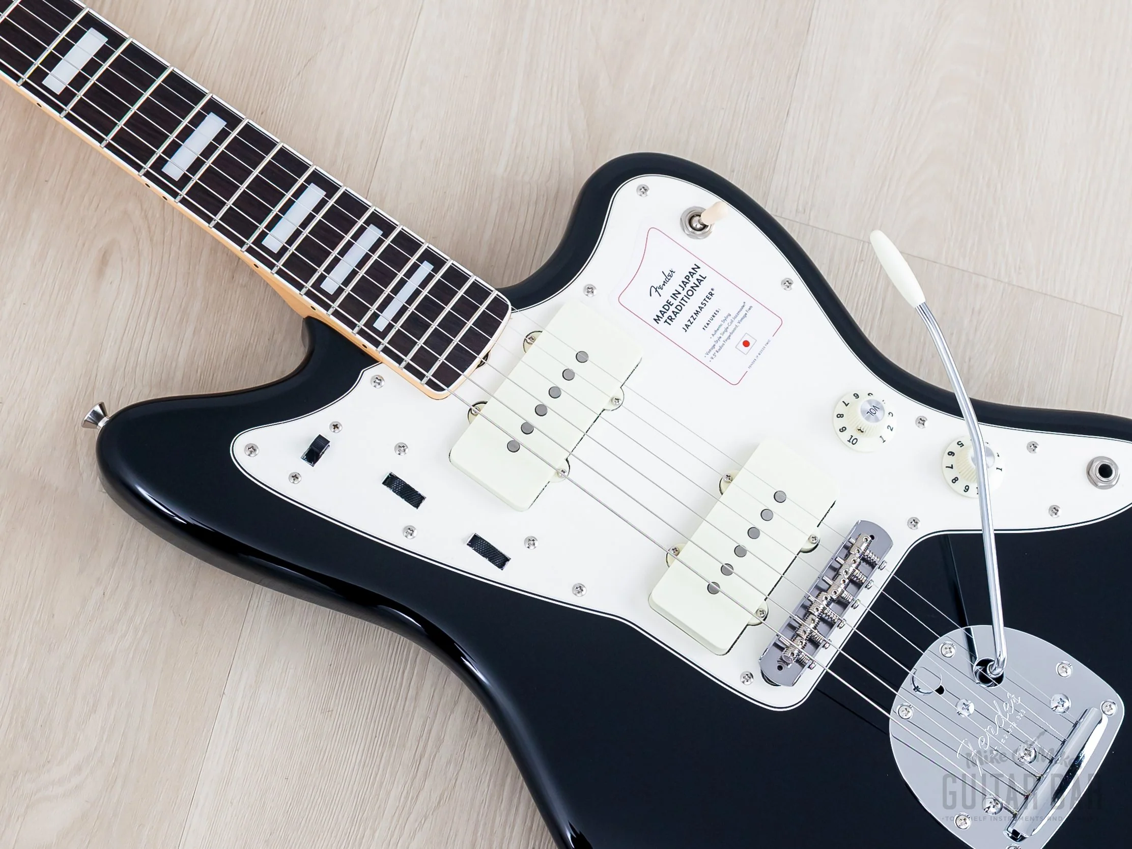2025 Fender Traditional Late '60s Jazzmaster Black + Headstock w/ Block & Binding, Japan MIJ - Image 7
