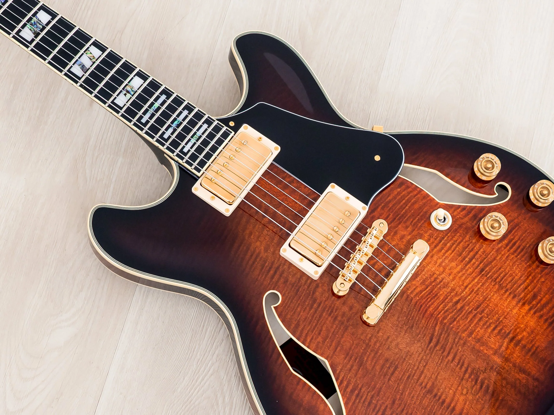 2025 Ibanez JSM100 John Scofield Signature Semi-Hollow Vintage Sunburst w/ Case, Tags - Image 8