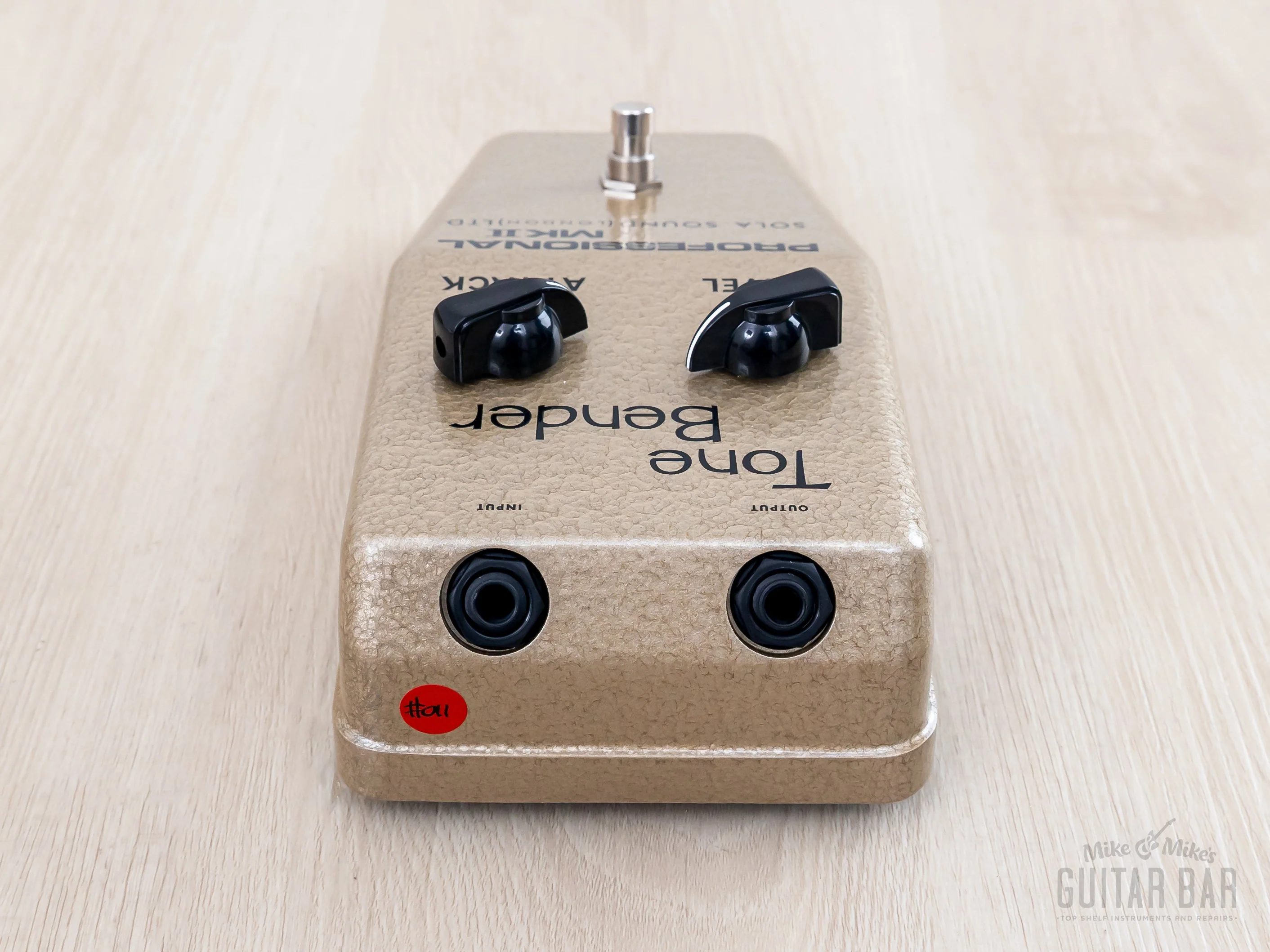2025 Sola Sound Damask Pro MKII Tone Bender Fuzz Champagne Beige, Mint w/ Box, David Main D*A*M - Image 4