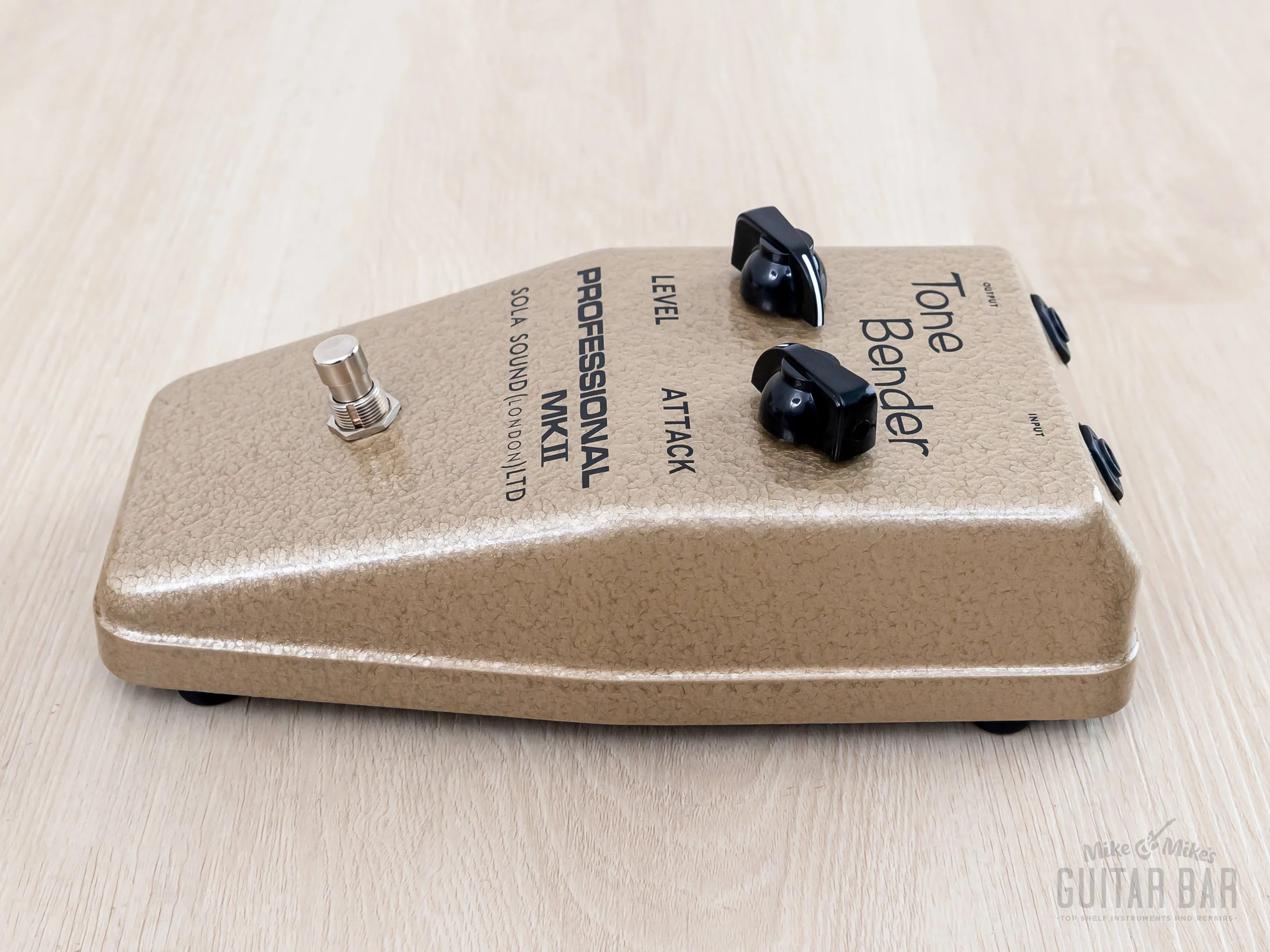 2025 Sola Sound Damask Pro MKII Tone Bender Fuzz Champagne Beige, Mint w/ Box, David Main D*A*M - Image 6