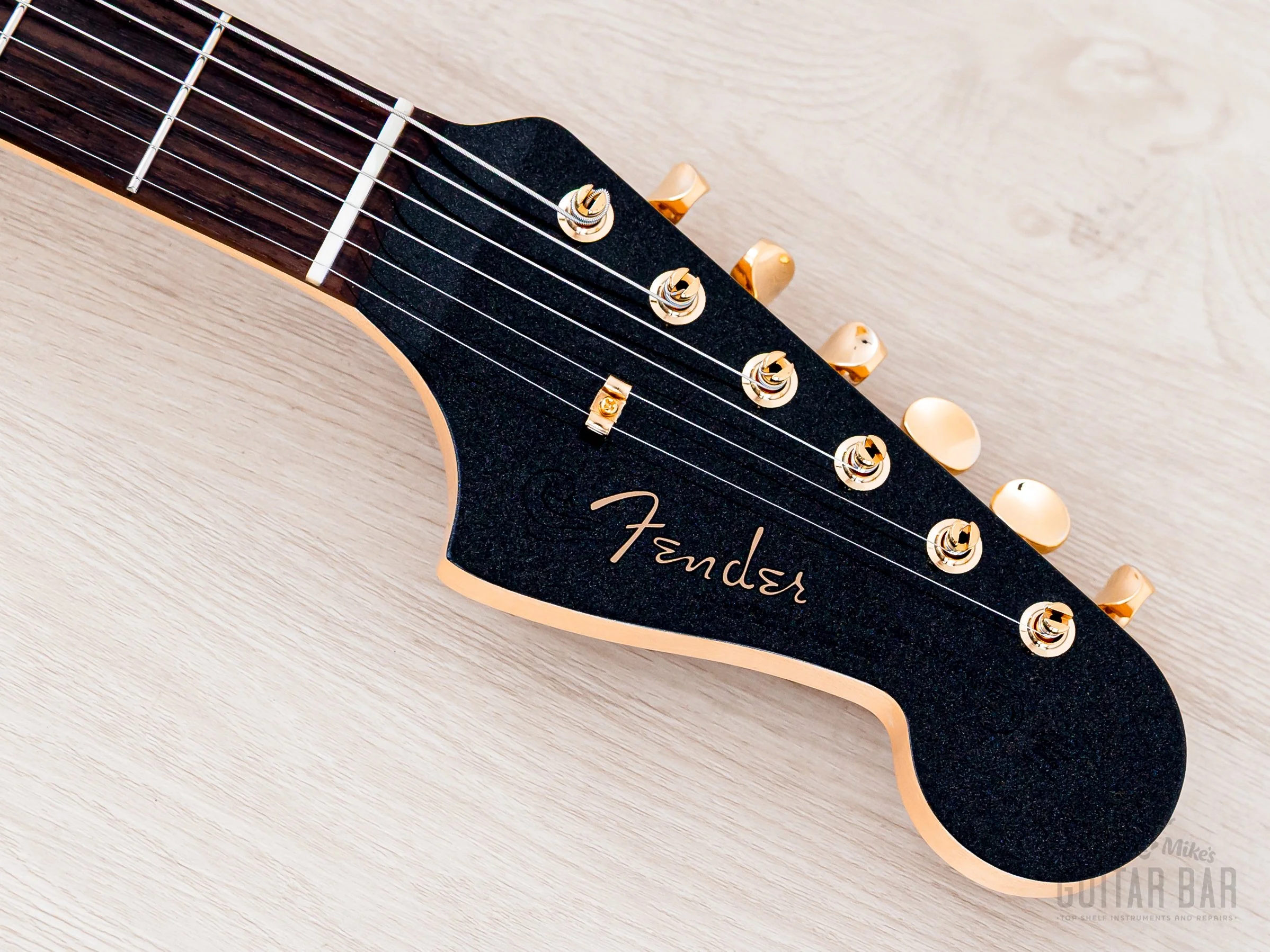 2026 Fender Limted Edition Traditional II 60s Jazzmaster Black Pearl + Headstock w/ Gold Hardware, Japan MIJ - Image 4