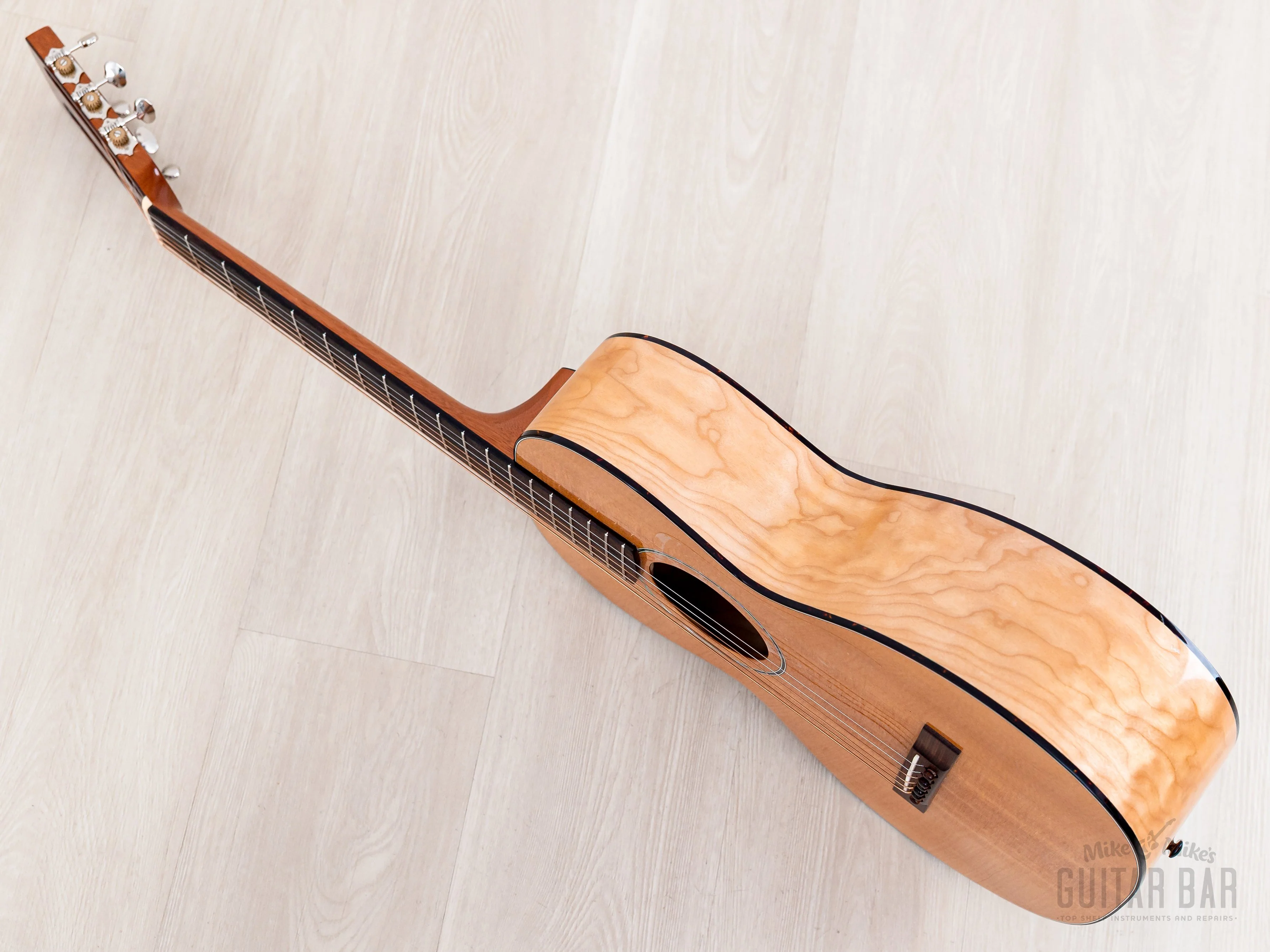 David Flammang Guitars DP40 Boutique 12 Fret Parlor Guitar, Lutz Spruce + Figured Maple w/ Case - Image 15