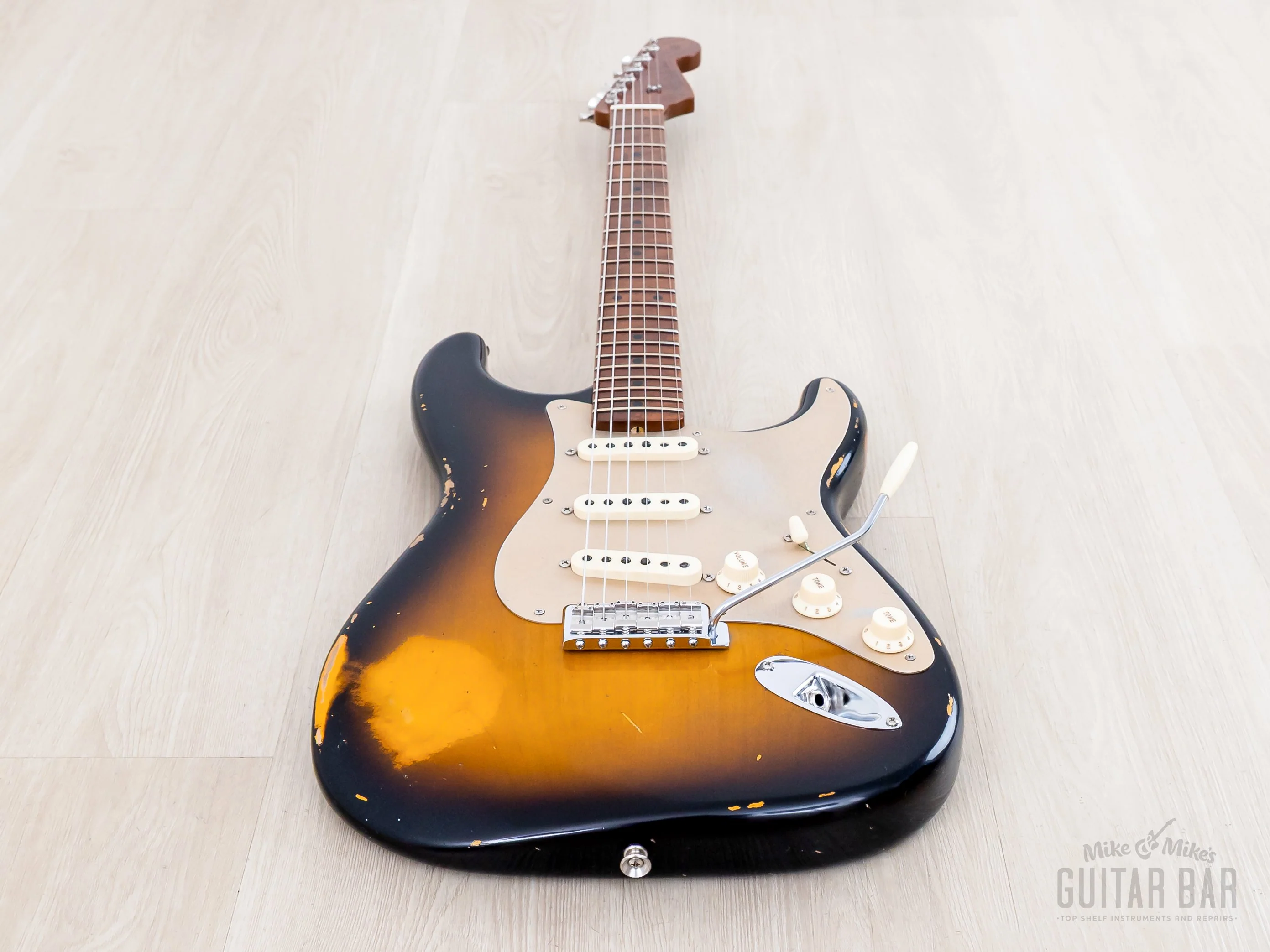 Fender Custom Shop 1956 Stratocaster Roasted Relic Faded Two-Tone Sunburst w/ Gold Guard, Fat '60s Pickups - Image 8