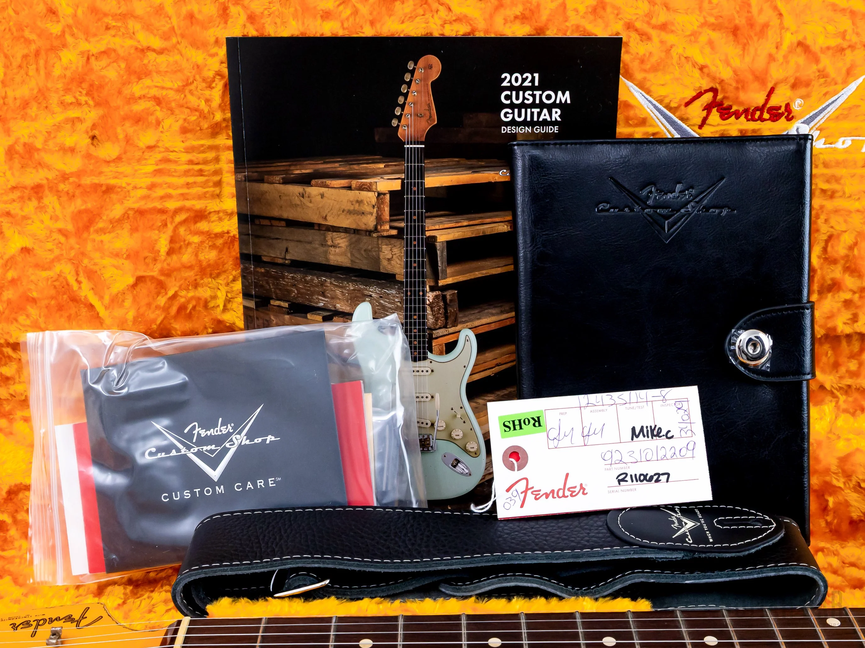 Fender Custom Shop 1961 Stratocaster Heavy Relic Aged Olympic White - Image 17