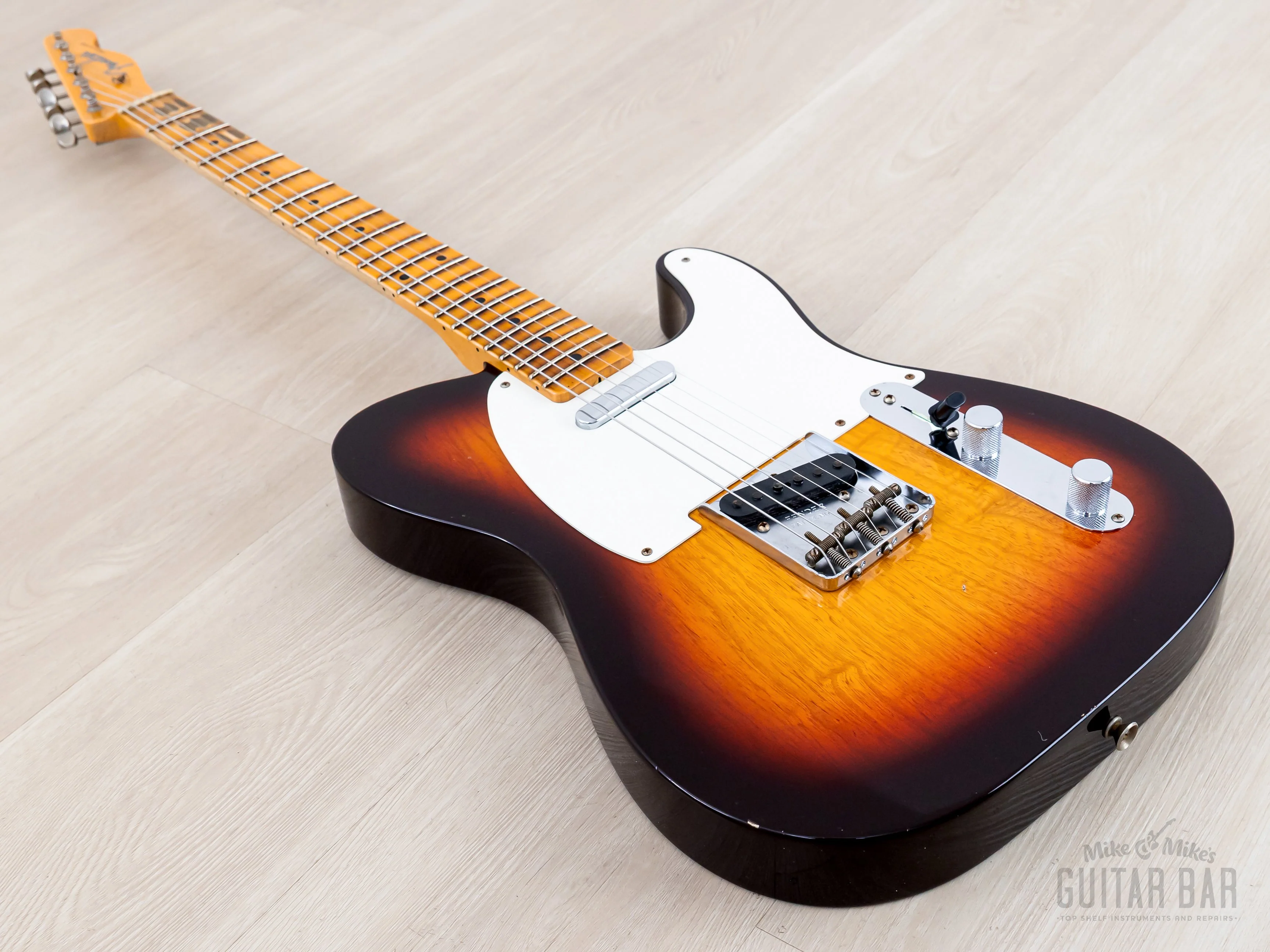 Fender Custom Shop '58 Telecaster Journeyman Relic Sunburst w/ V Neck, Figured Ash Body - Image 9