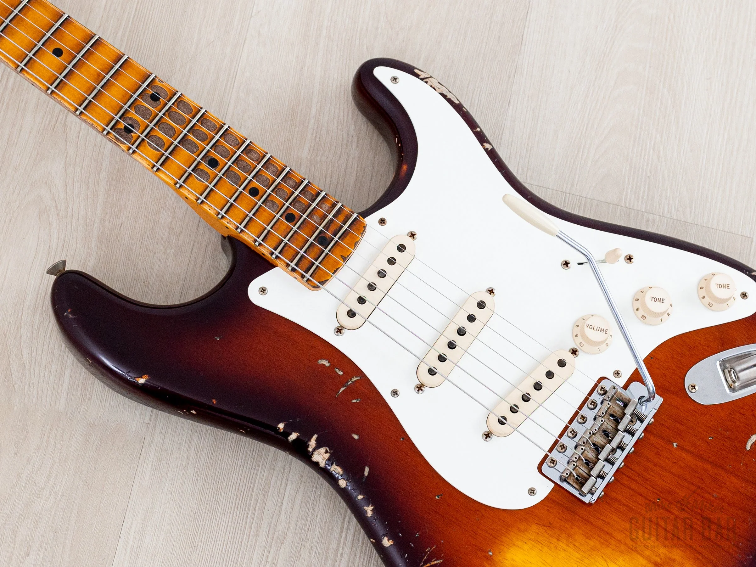 Fender Custom Shop Special Run ‘25 1957 Stratocaster Heavy Relic Violin Burst w/ Case, CoA, Featherweight - Image 7