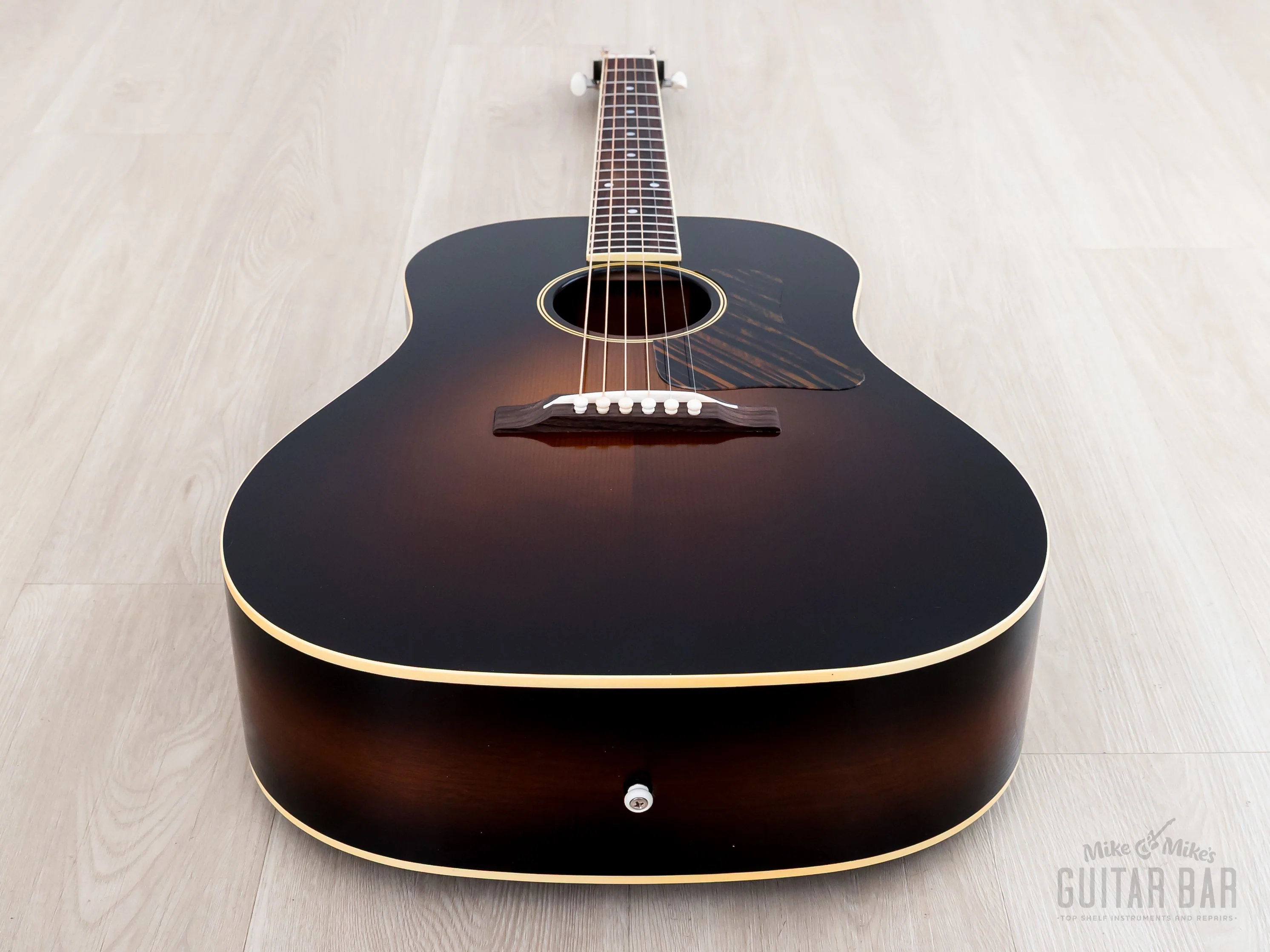 Gibson Custom Historic 1934 Jumbo Reissue, Adirondack Red Spruce, VOS Vintage Sunburst - Image 13