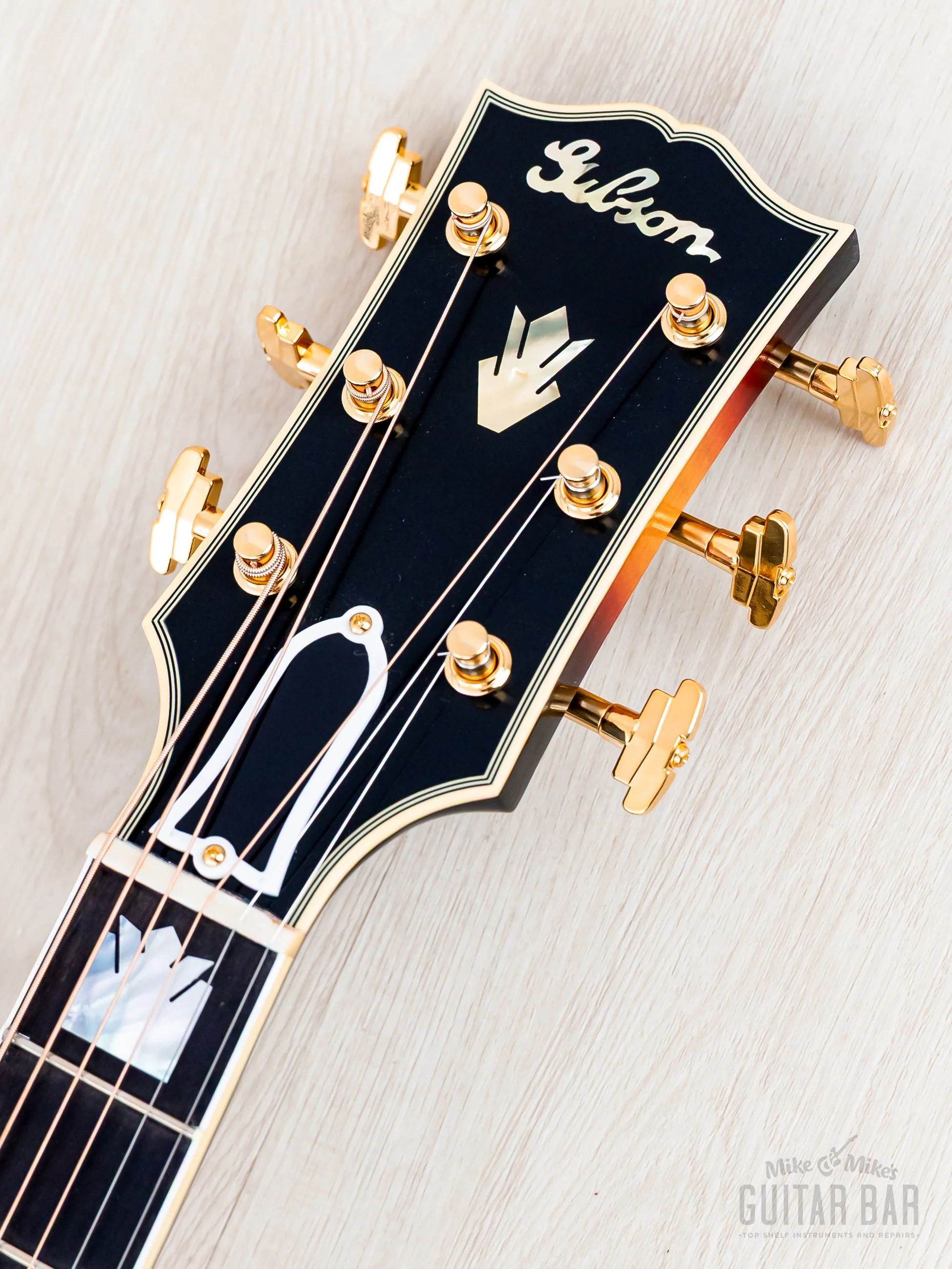 Gibson Custom Historic Pre-War SJ-200 Reissue, Adirondack Red Spruce & Rosewood, Vintage Sunburst VOS - Image 4