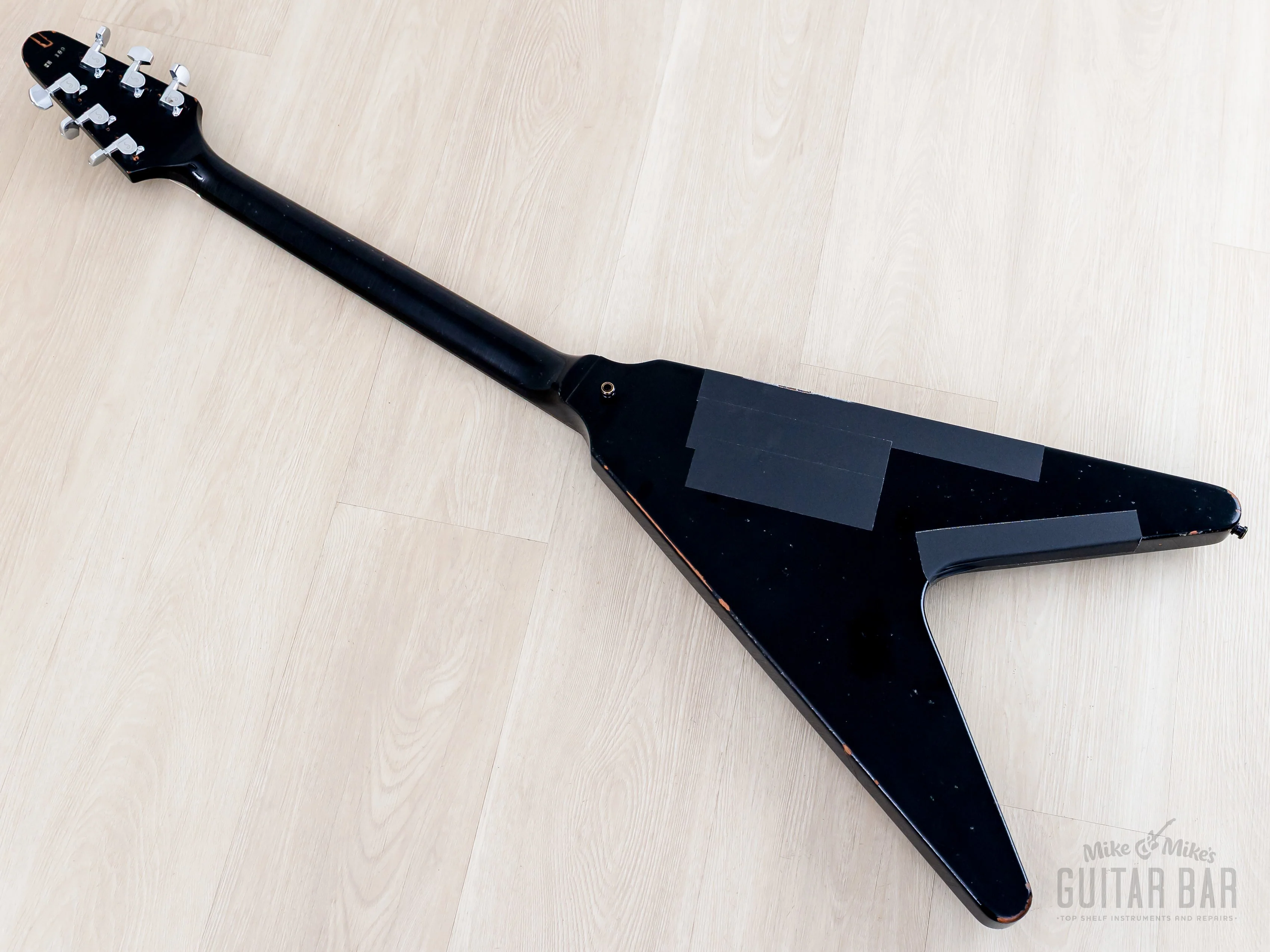 Gibson Custom Shop Kirk Hammett 1979 Flying V Murphy Lab Aged Ebony - Image 11
