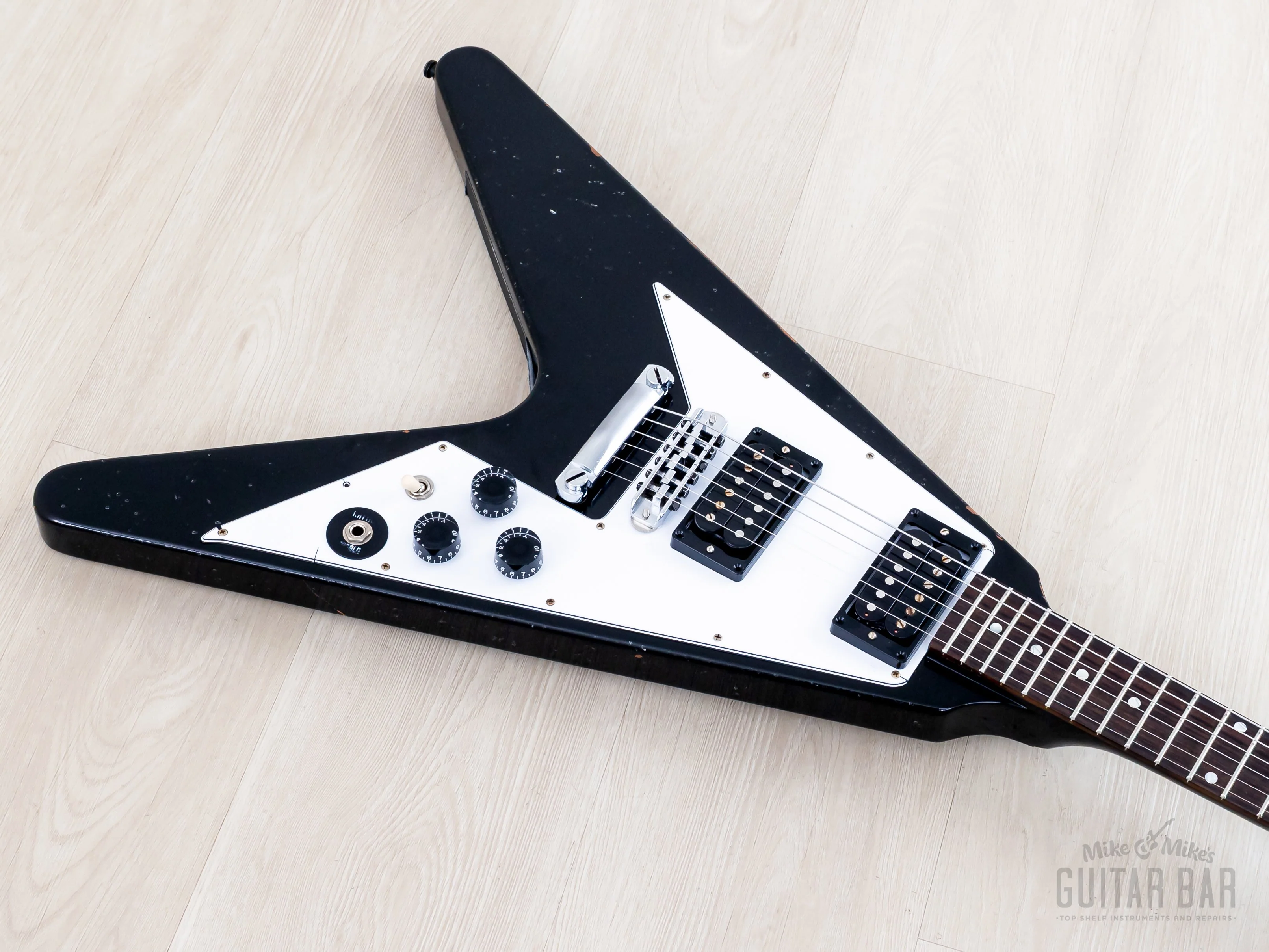 Gibson Custom Shop Kirk Hammett 1979 Flying V Murphy Lab Aged Ebony - Image 8
