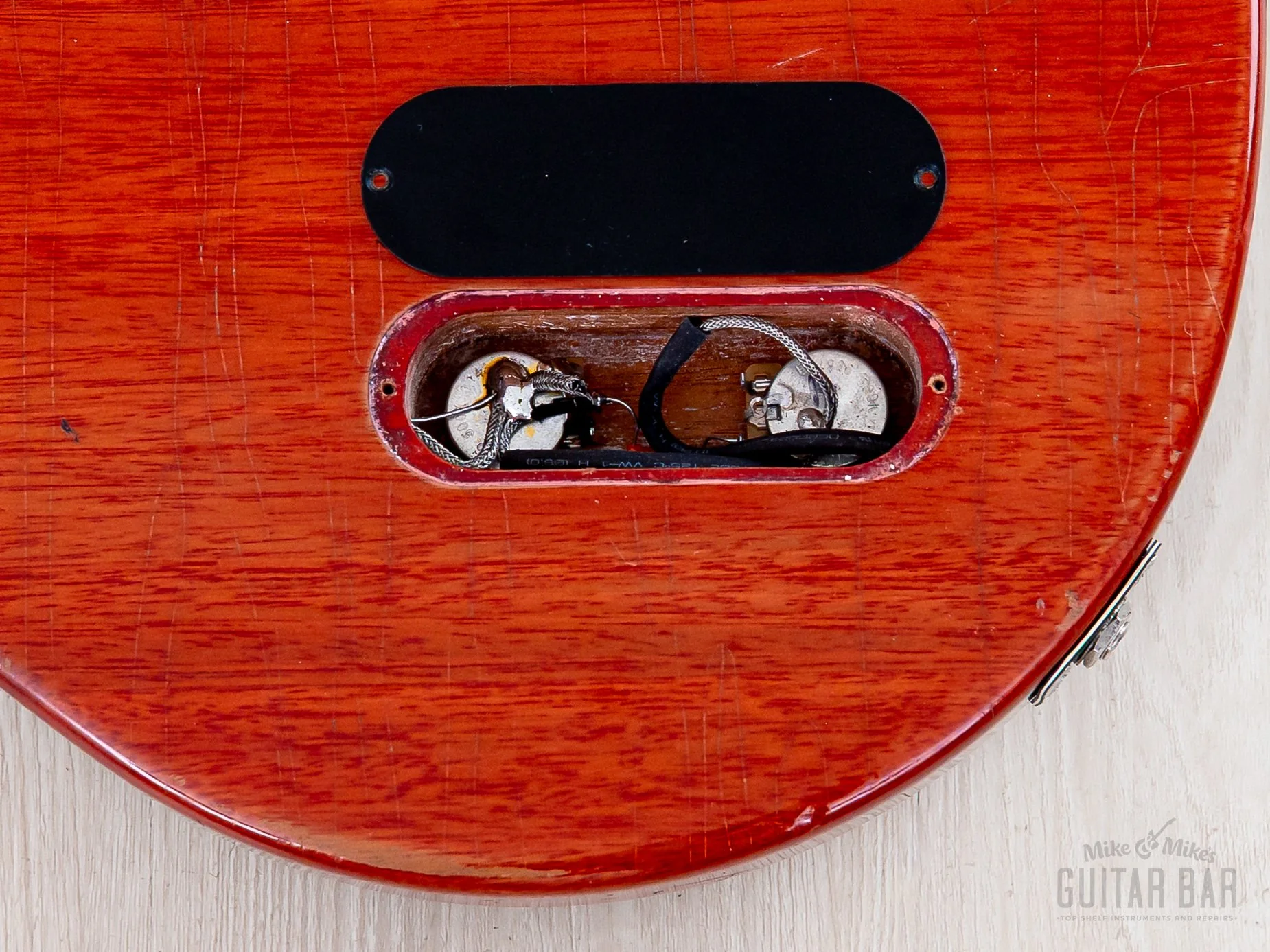 Gord Miller "Gordon" Gibson-style Les Paul Junior Double Cut Relic w/ Case - Image 13