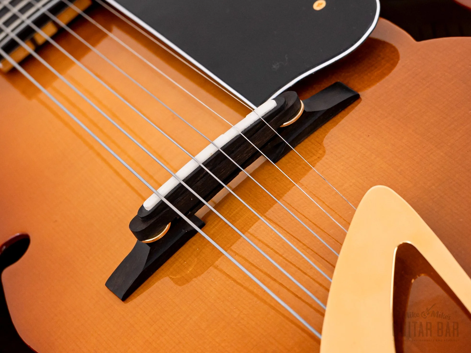 Harvey Leach Cutaway Acoustic Archtop 18" Carved Top, Spruce & Tiger Maple w/ Case - Image 10