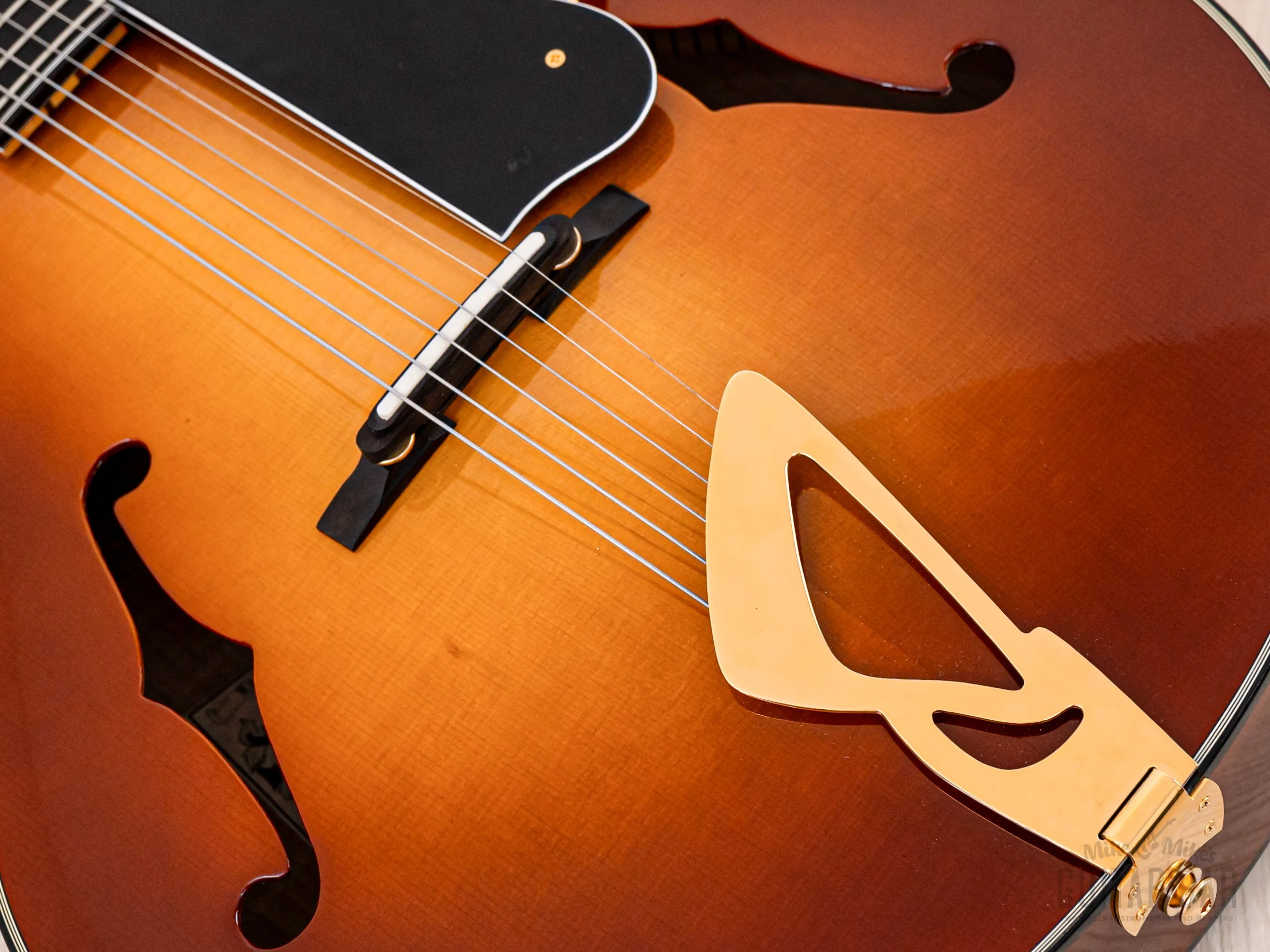 Harvey Leach Cutaway Acoustic Archtop 18" Carved Top, Spruce & Tiger Maple w/ Case - Image 9